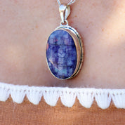 oval sapphire gemstone silver pendant