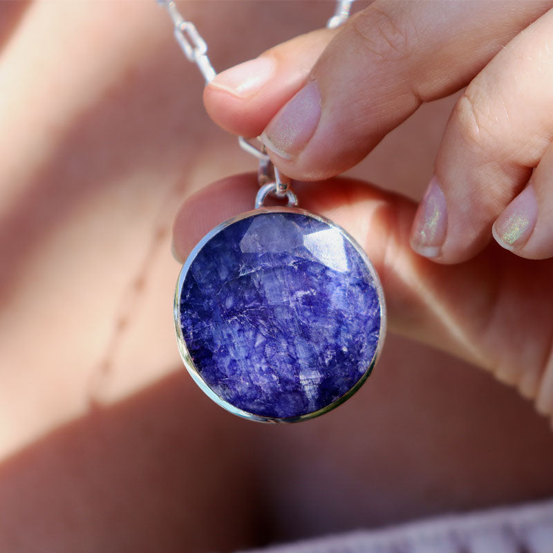 round sapphire quartz sterling silver gemstone pendant