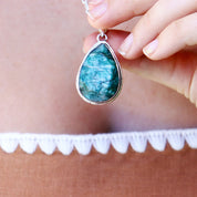 teardrop emerald quartz sterling silver gemstone pendant