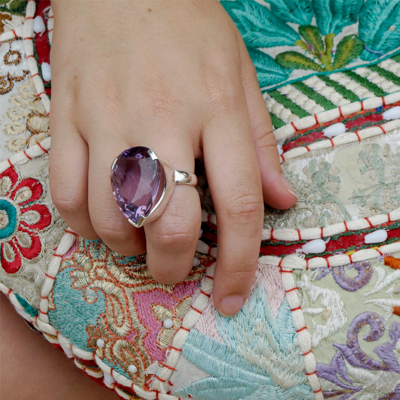 amethyst silver gemstone ring