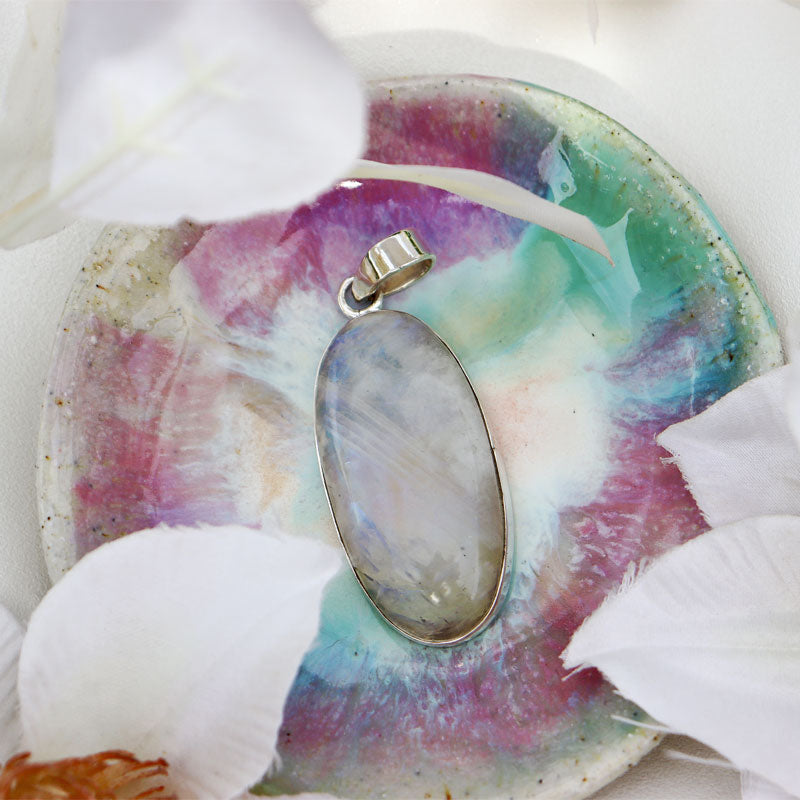 oval moonstone silver gemstone pendant