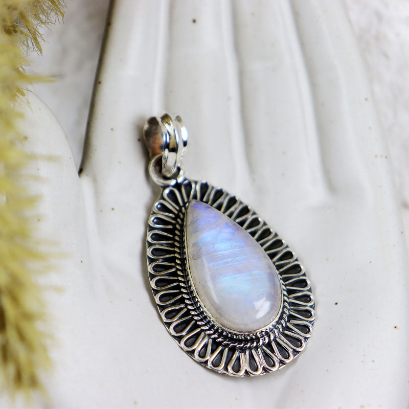 moonstone silver gemstone pendant