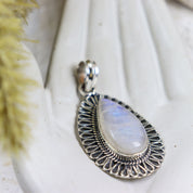 moonstone silver gemstone pendant