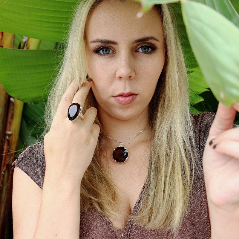 Aarna Smoky Quartz Round Pendant