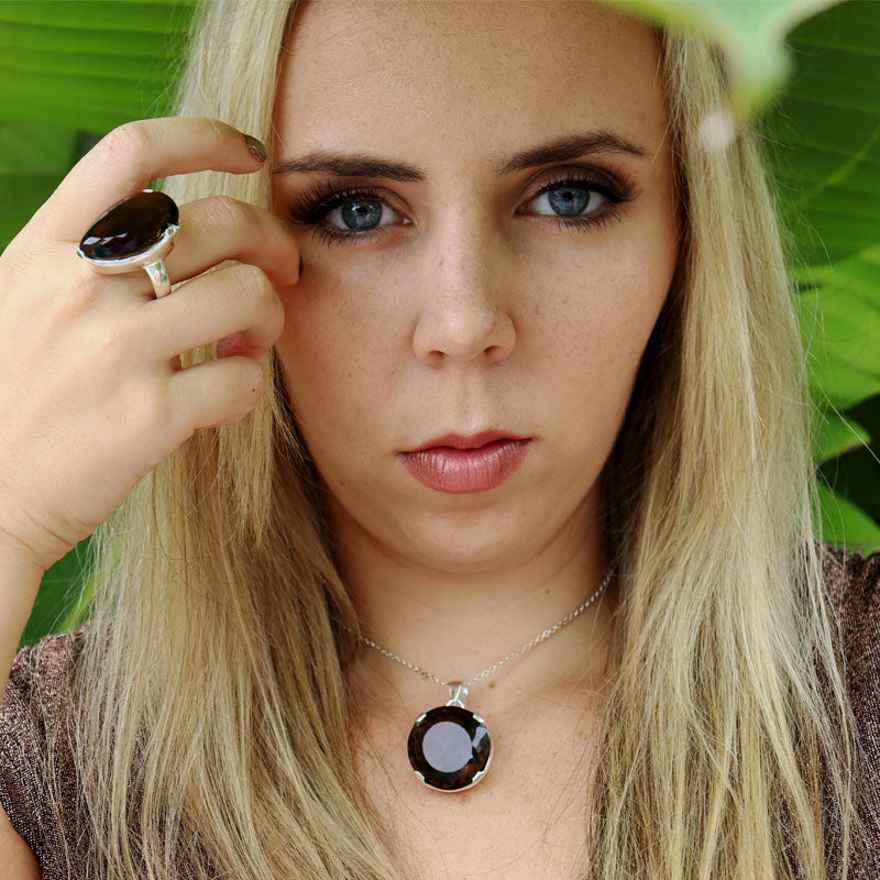 Aarna Smoky Quartz Round Pendant